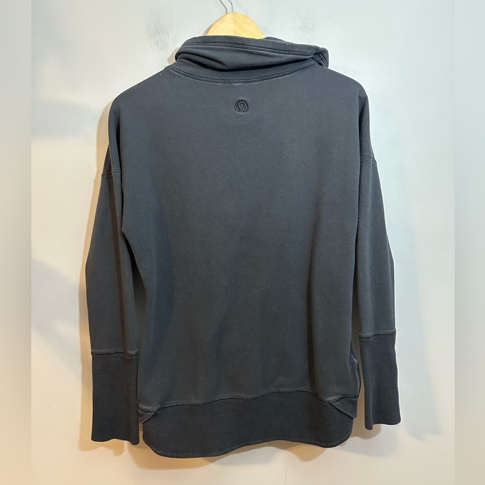 Lululemon Black Cowl Neck Pullover Sweater Pockets Size 6 - Picture 4 of 8